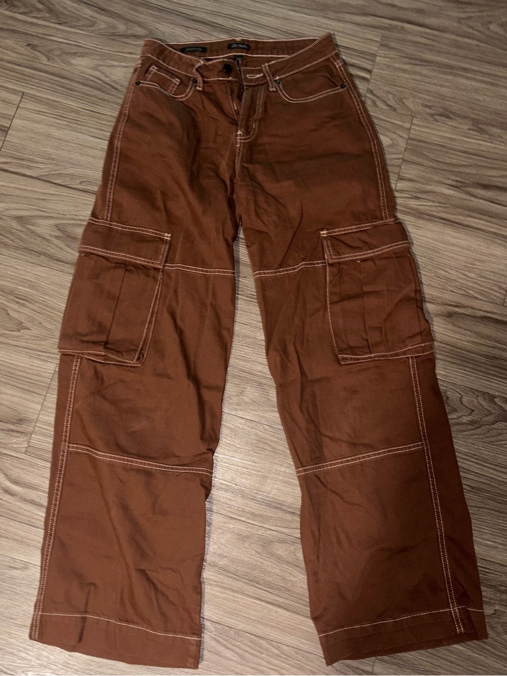 wild fable rust brown cargo pants with contrast stitching